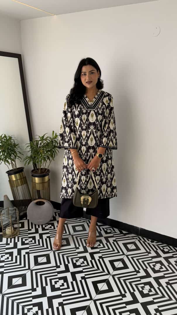 👗Perfect for elegant everyday wear or effortless festive(WACD78)