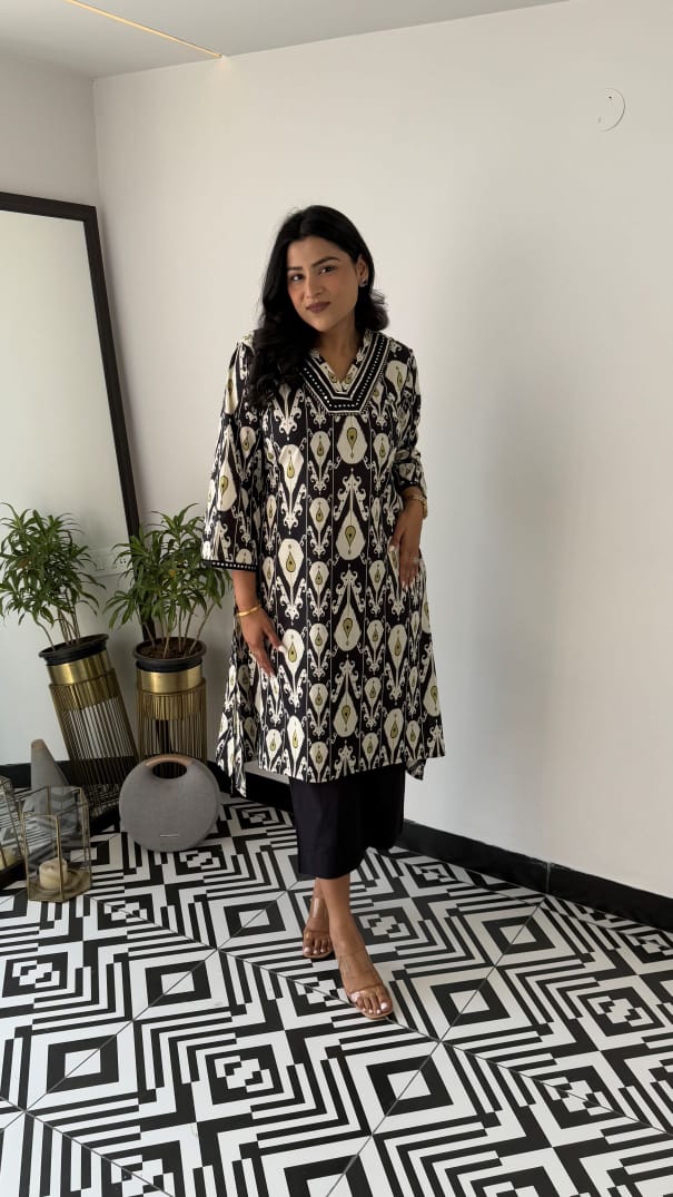👗Perfect for elegant everyday wear or effortless festive(WACD78)