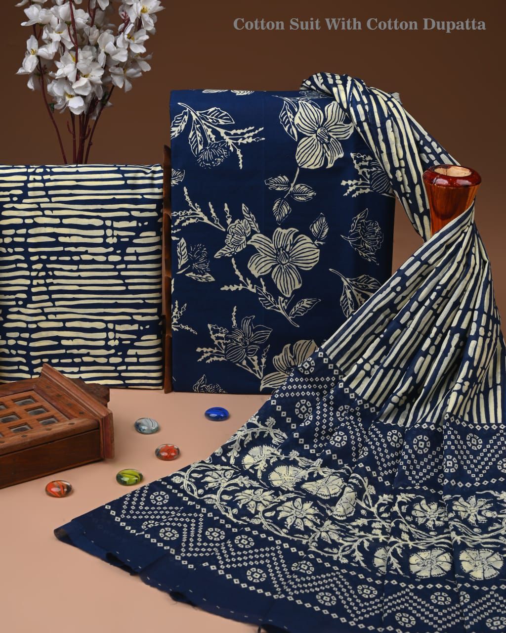 ELEGANT HAND BLOCK PRINT COTTON SUIT SET WITH MULMUL DUPATTA(WACOTMU17)