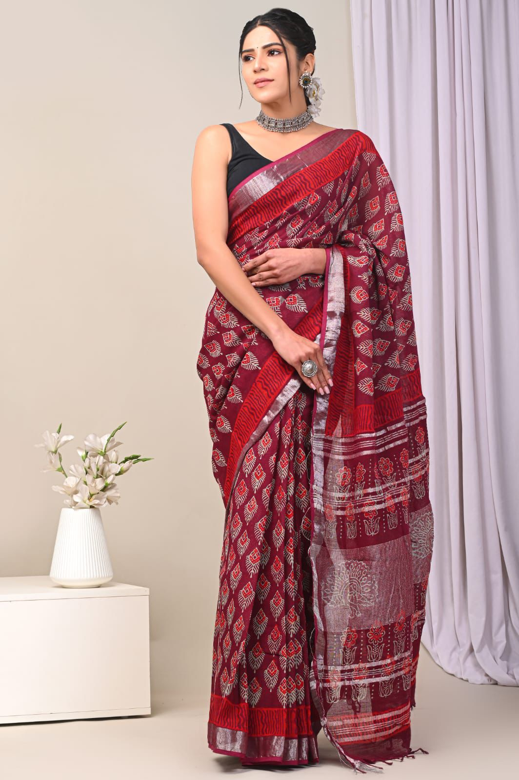 Hand Block Printed Linen Saree With Unstitched Blouse (SWSRLIL09