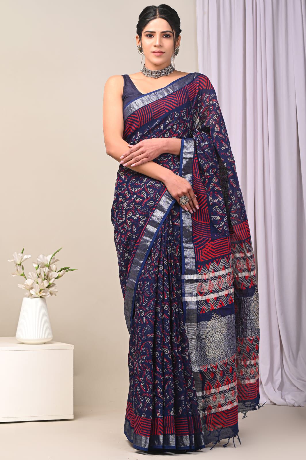 Hand Block Printed Linen Saree With Unstitched Blouse (SWSRLIL11)