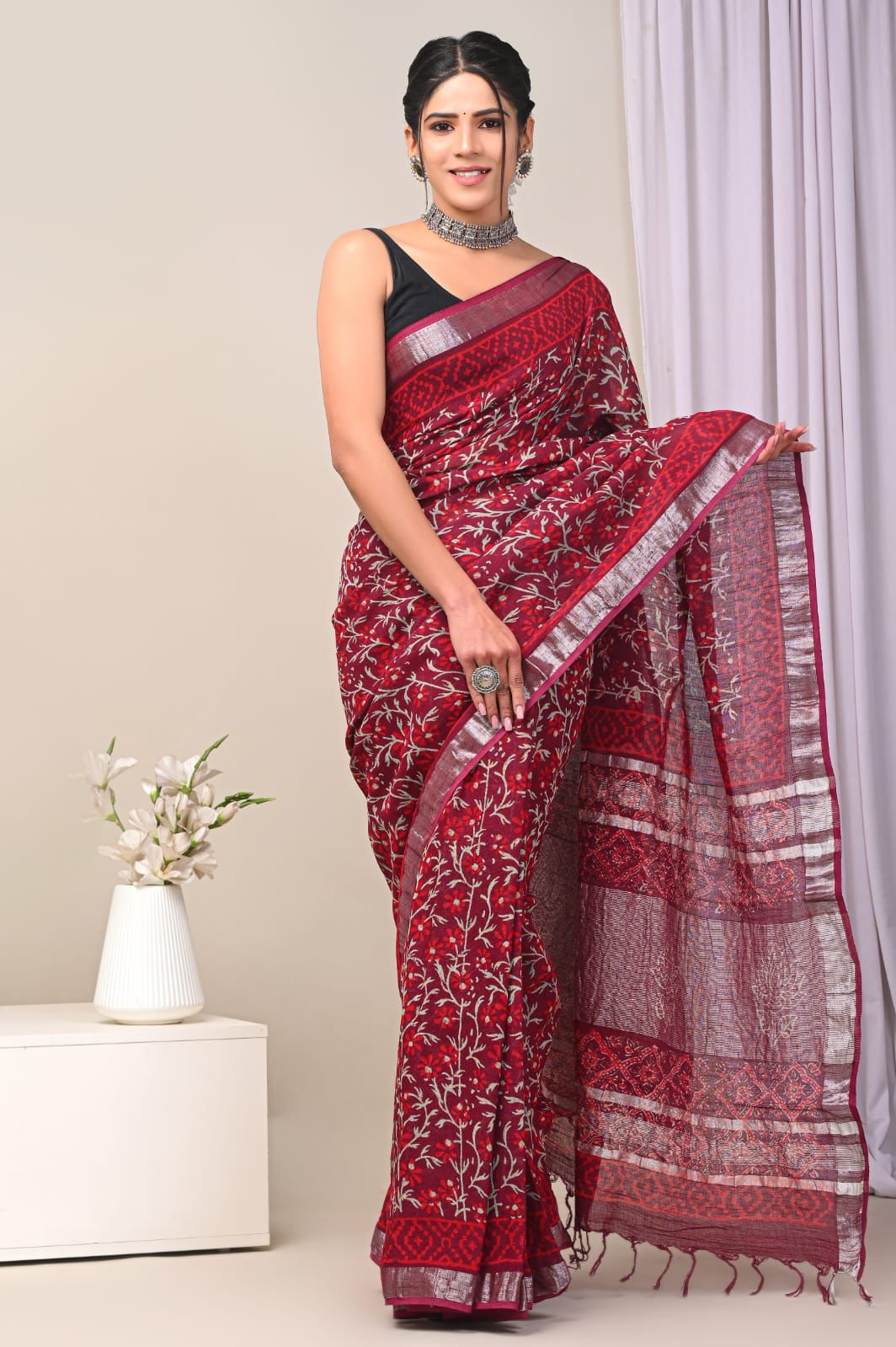 Hand Block Printed Linen Saree With Unstitched Blouse (SWSRLIL13)