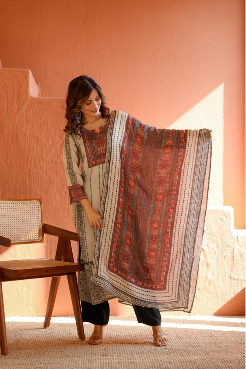 π The Legacy of Mahee Jaipur Now Available At Prayosha Creation . (WAAN01)