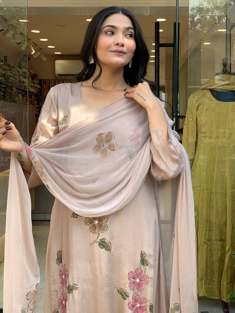 😍Presenting a New Party Wear Look Top , Pent, Duppata😍