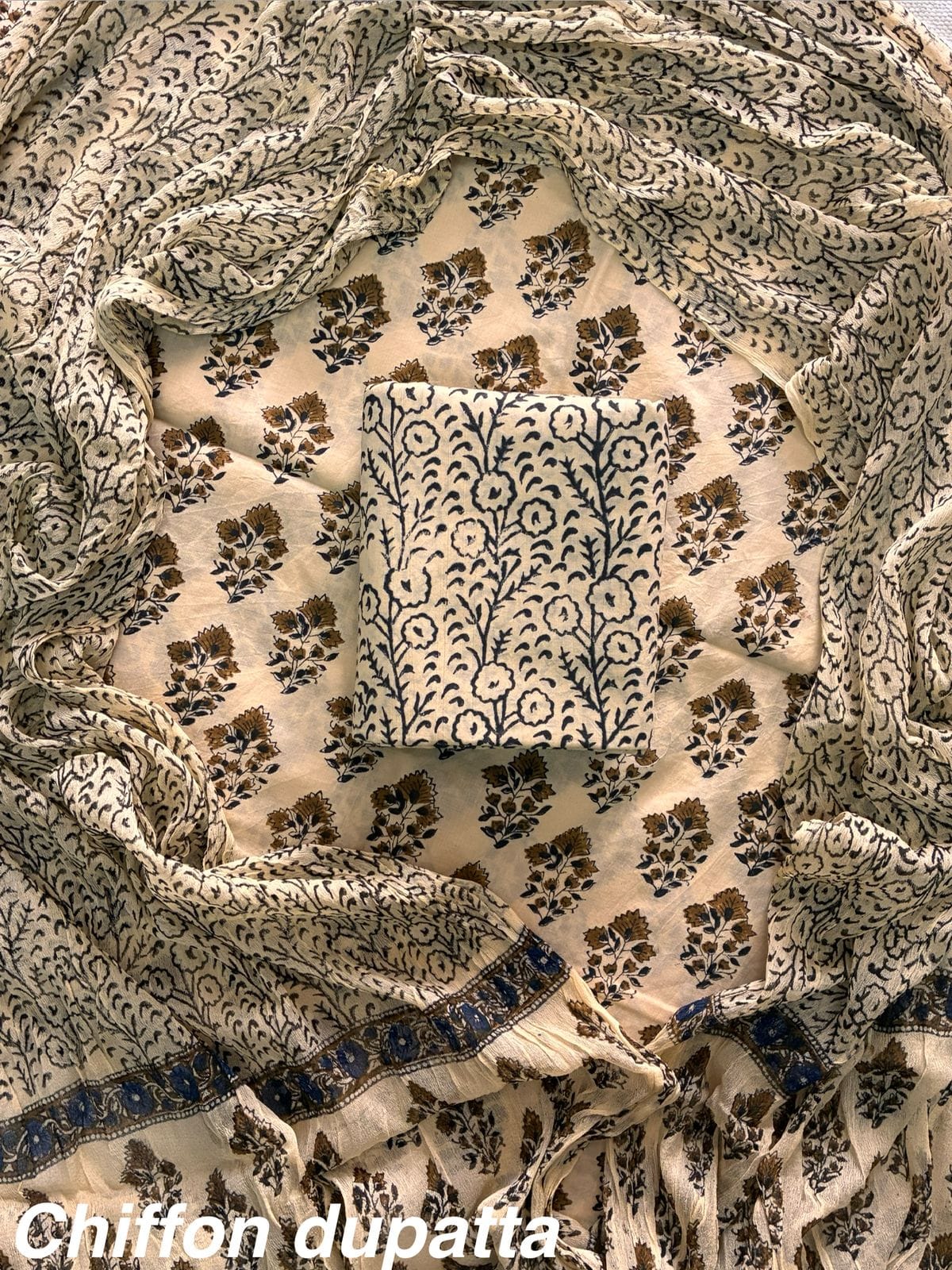 JAAL HAND BLOCK PRINT COTTON SUIT SET WITH CHIFFON DUPATTA(WACFCOTMU09)