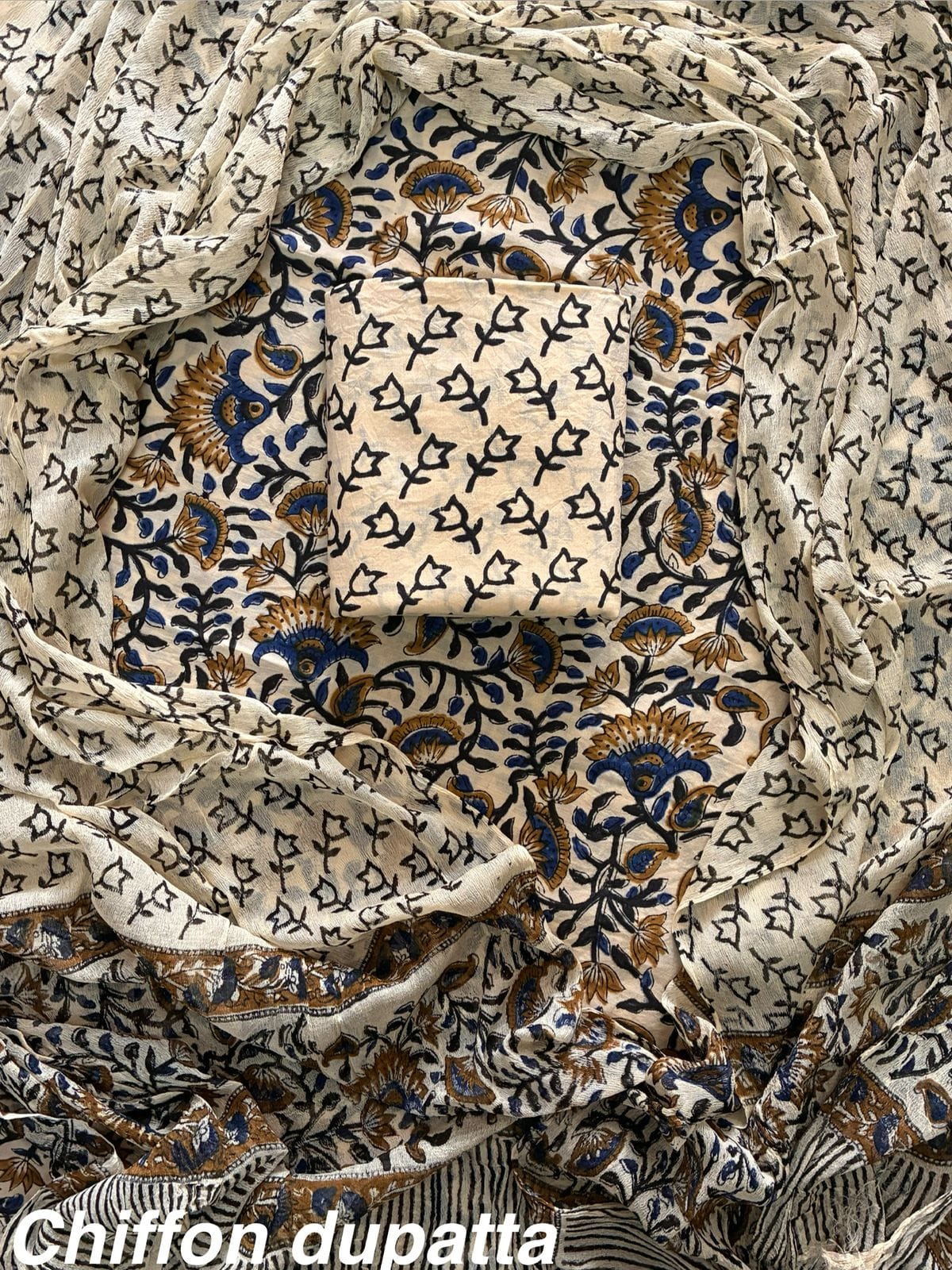 JAAL HAND BLOCK PRINT COTTON SUIT SET WITH CHIFFON DUPATTA(WACFCOTMU45)