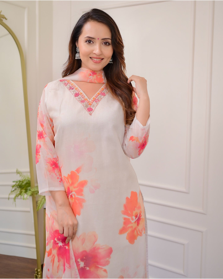 New Exclusive Check this our beautiful dresses collection (NFRD91)