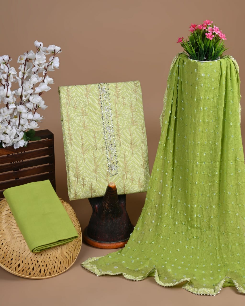 ELEGANT GOTTA PATTI WORK WITH CLASSY CHIFFON DUPATTA (SWCHGT36)