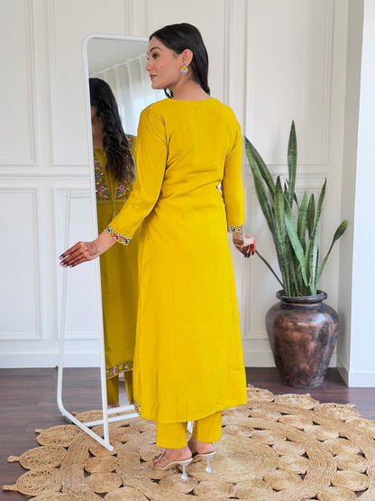 New Exclusive Check this our beautiful dresses collection SWRD281
