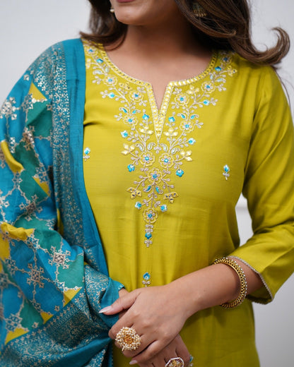 Simple yet elegant This is how we describe our latest launched dresses SWRD291
