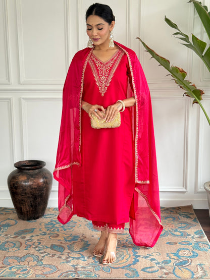 Simple yet elegant This is how we describe our latest launched dresses SWRD303