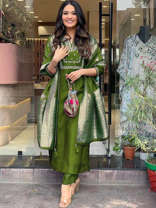 New Exclusive Check this our beautiful dresses collection (NFRD398)(01)