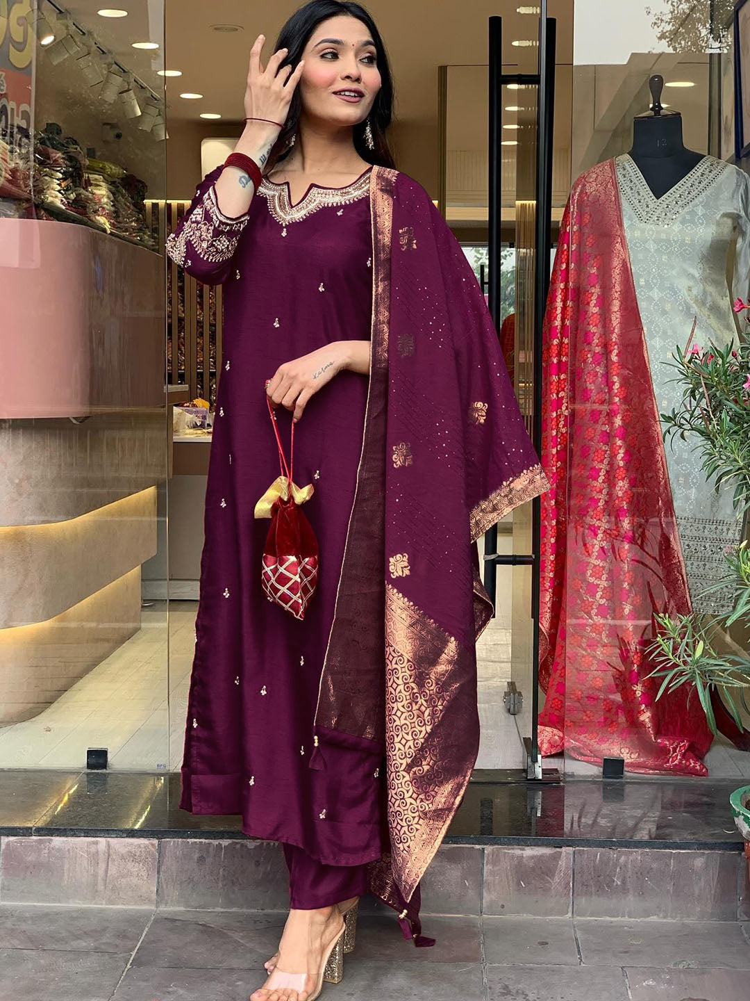 New Exclusive Check this our beautiful dresses collection (NFRD400)(01)