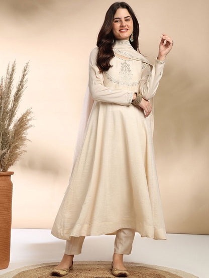 Our Exclusive Collection is here, to add a touch of tradition to your wardrobe(NFRD477) (01)