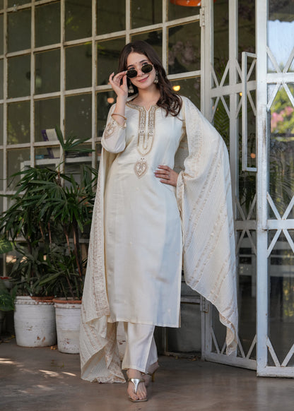 Enjoy your festival 🌞with our Very Beautiful 3ps Set(NFRD518)