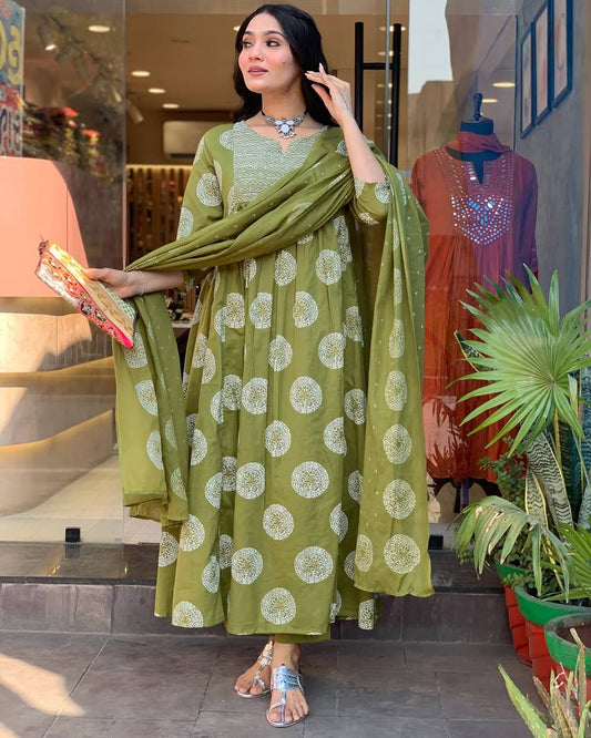 New Exclusive Check this our beautiful dresses collection (NFRD597)