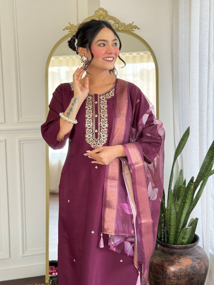 Simple yet elegant This is how we describe our latest launched dresse (NFRD631)