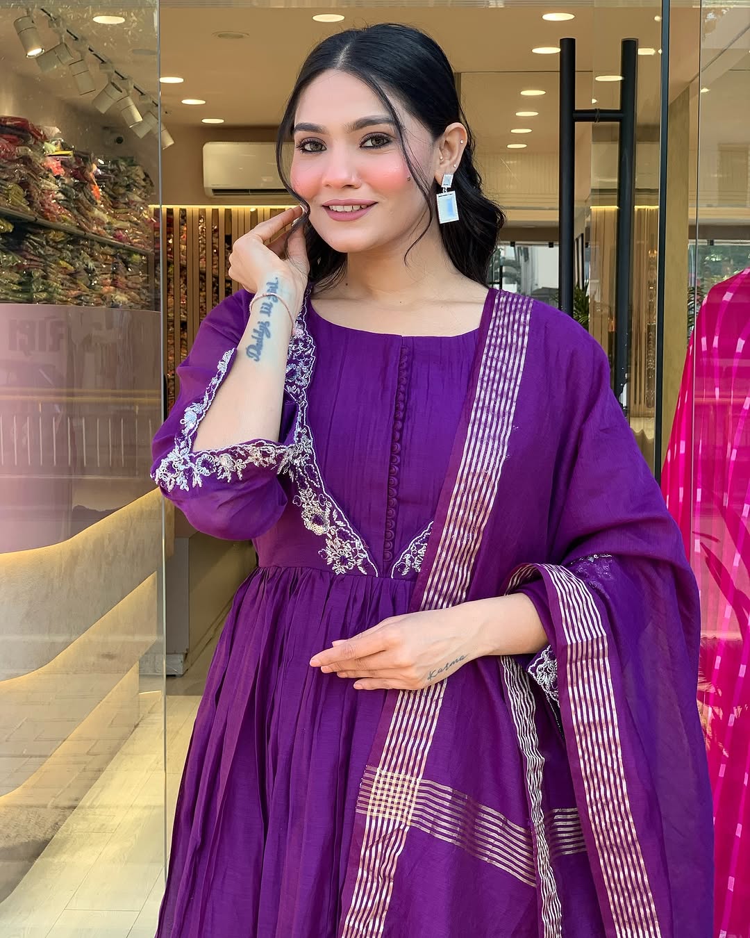 Simple yet elegant This is how we describe our latest launched dresse (NFRD637)