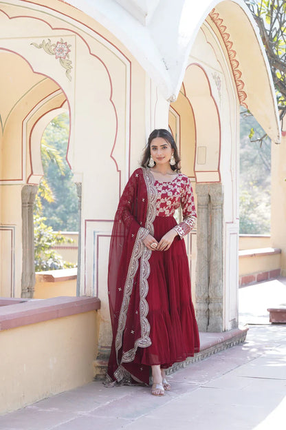 Faux Blooming gown with Viscose Dyable Jacquard With Sequins Embroidered Work Faux Blooming Dupatta(WD38) (02)