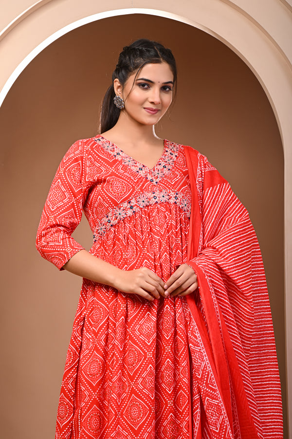 *Featuring our beautiful new Red Nayra Suit Set in soft fabric which is embellished with delicate work and prints,