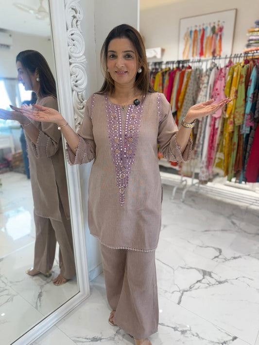 Premium cotton flex  top with beautifuly embroidery work (RD028)