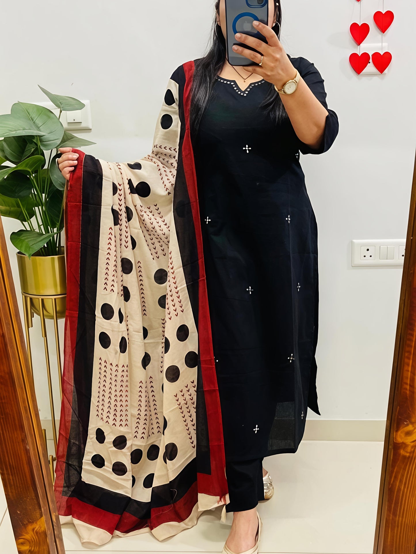 Elegant Kurta Set with Handcrafted Striped Dupatta(SWSK46)