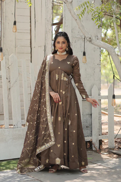 PREMIUM DESIGNER GOWN WITH DUPATTA(WD44) (01)