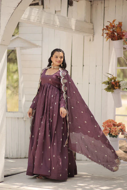 WOMENSAVTAR FESTIVAL SPECIAL VICHITRA SHIMMER GOWN WITH DUPATTA