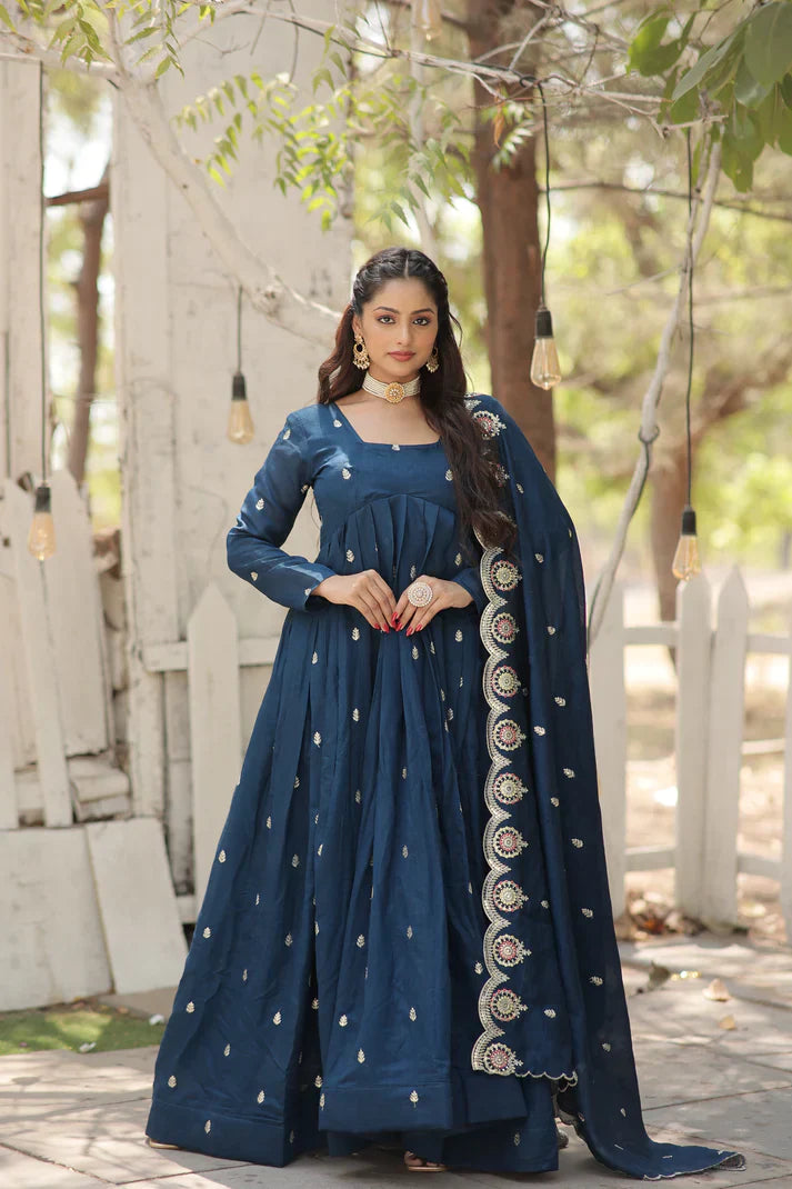 WOMENSAVTAR FESTIVAL SPECIAL VICHITRA SHIMMER GOWN WITH DUPATTA