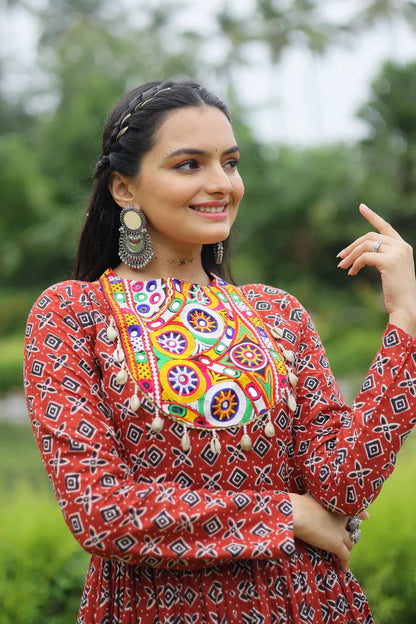 NAVRATRI SPECIAL COTTON GAMTHI PATCH WORK GOWN (WD49) (01)
