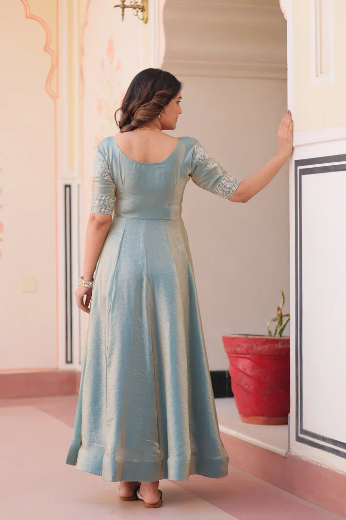 FENDY BEADS EMBROIDERED GOWN(WD63) (01)