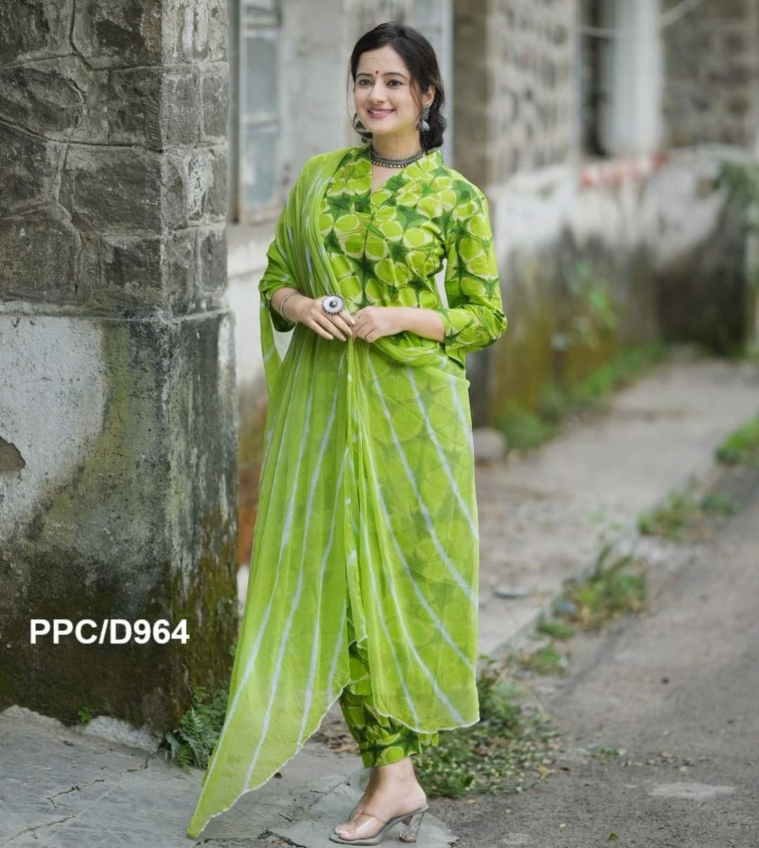 STYLISH V NECK  COTTON GULNAAR PANT  FULL SIZE CHIFFON LEHERIYA DUPATTA SWRD67