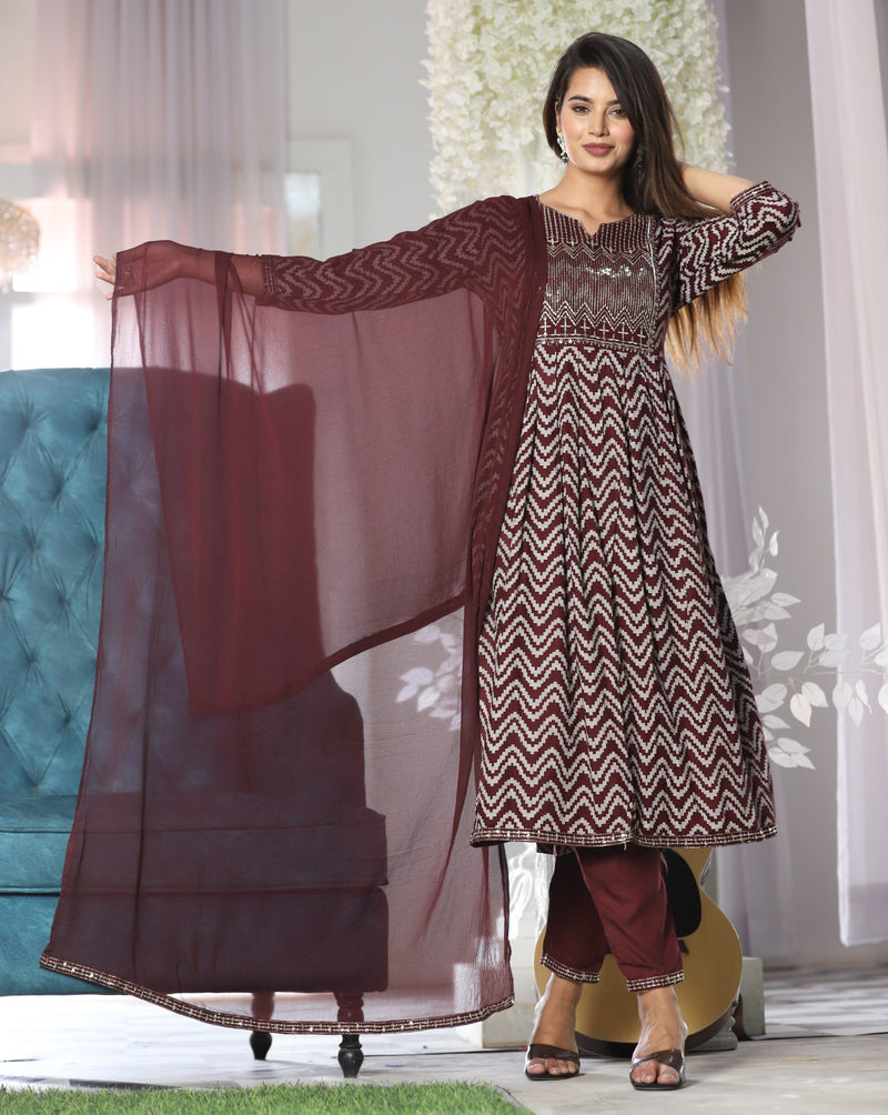 Beautiful Printed Kurti Heavy Rayon Fabric Sequence Embroidery With Pant & 2.25 Mitter Duppata Sequence Embroidery Lace 2 Side