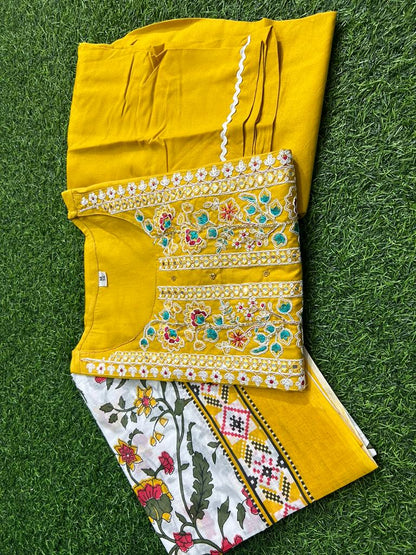 EMBROIDERY AND ADDHA WORK ON YOUK AND LESS WORK ON KURTI & PANT PRINTED MULMUL DUPPTA