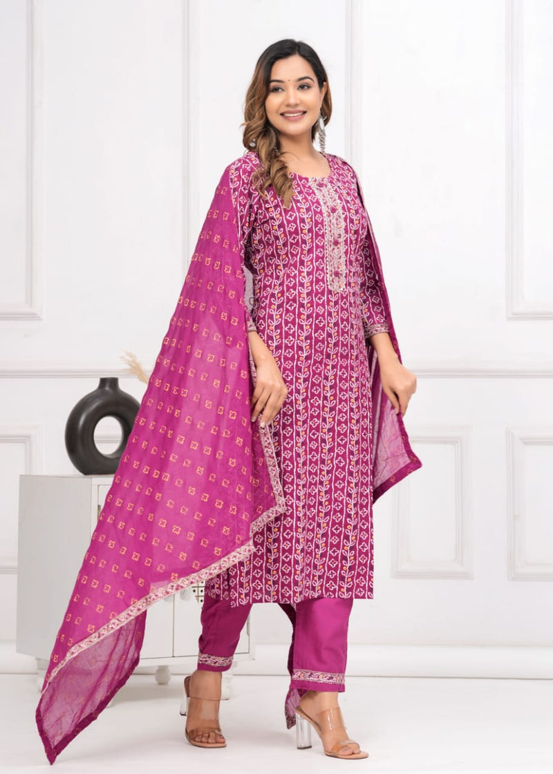 🌹🌹 Exclusive Fabric cotton embroidered kurta with pants & dupatta set