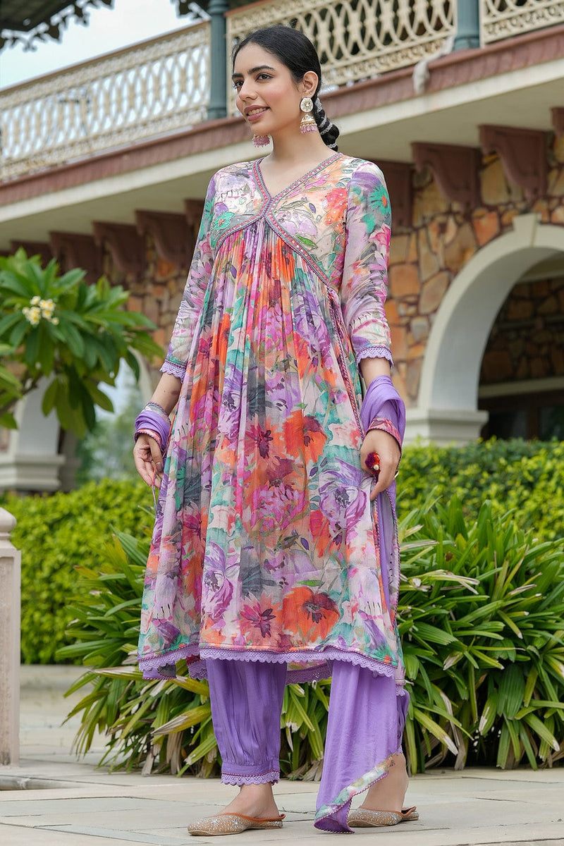 Aaliya Kurti +pant + Dupatta Mark a change in your wardrobe by wearing our exclusive range of suit sets...