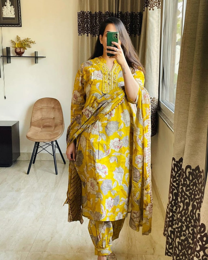 Floral Printed Mirror Embellished Straight Kurta Paired With Afghani Bottom And Printed Dupatta