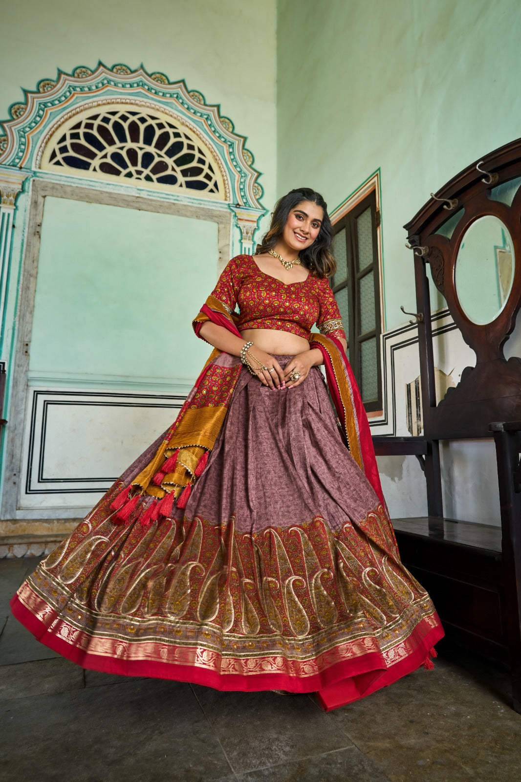 TILTON PREMIUM DESIGNER LEHENGA WITH DUPATTA