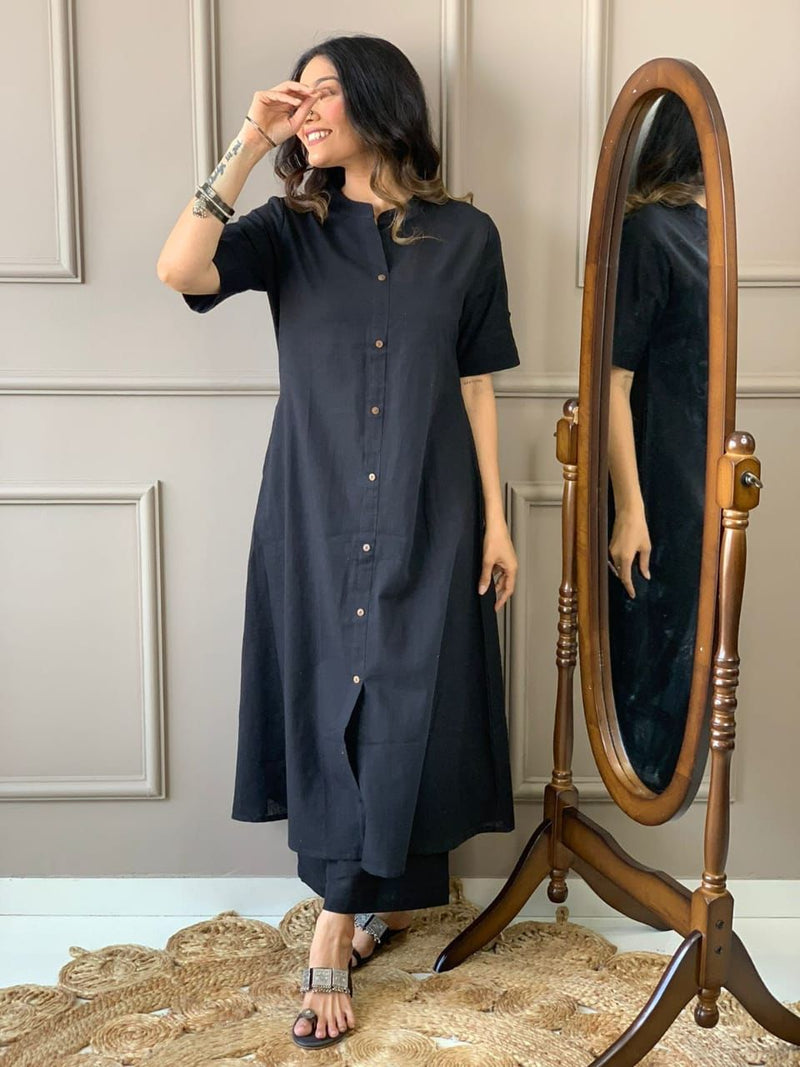 Launching Designer Co-erd set in Aline kurti pattern paired with Ankle length plazo giving perfect outfit and deliberate choice about your look.....👑👑