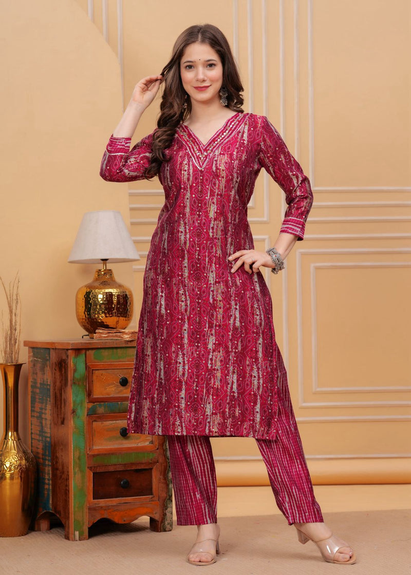 We are here to spread some magic to your ethnic heavy Muslin Kurti with pant and floral print dupatta set