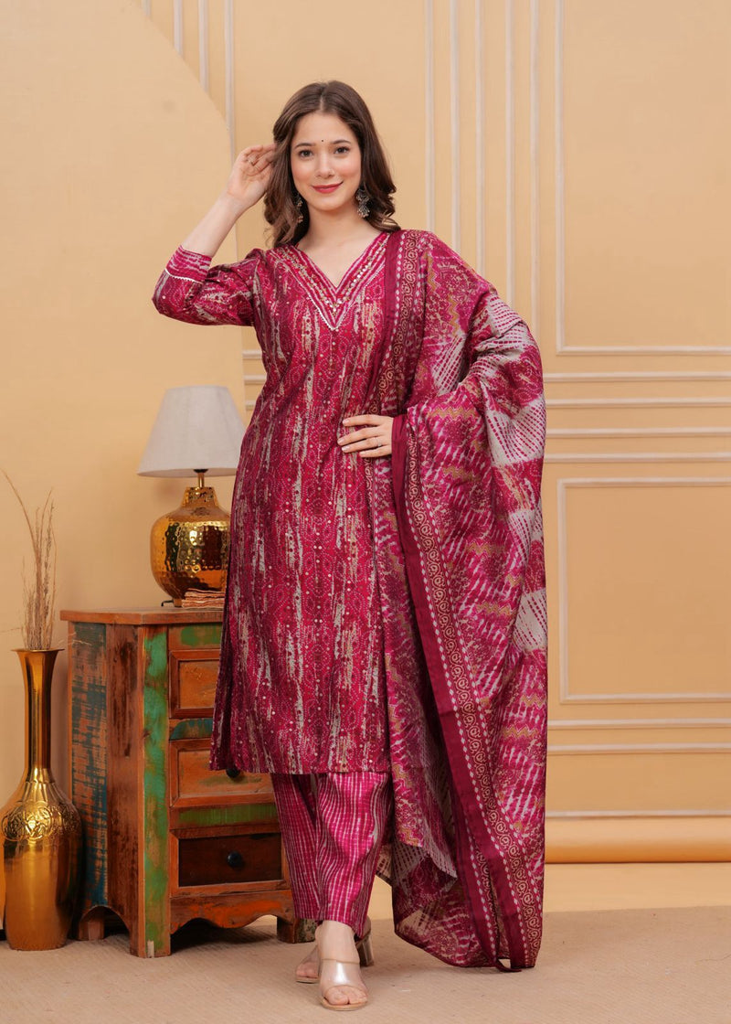 We are here to spread some magic to your ethnic heavy Muslin Kurti with pant and floral print dupatta set