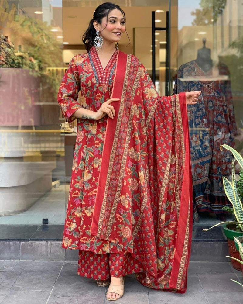 This A-line pant set is perfect for the summer season with its vibrant floral print and confident pocket one side. Plus, the included matching dupatta completes the look and adds an extra touch of style