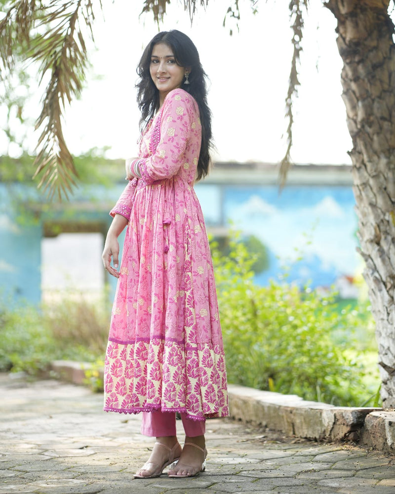 COTTON 60/60 Anarkali kurta with heavy embroidery work neckline all over , COTTON pant and matching malmal dupatta