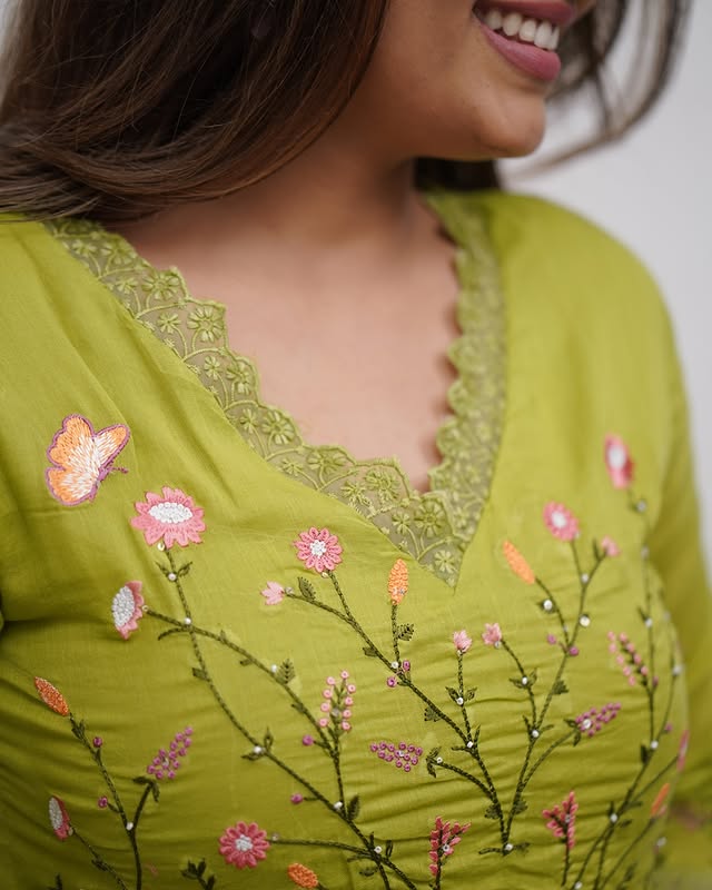 Featuring beautiful embroidery with suqes Heavy Suit which is beautifully decorated It is paired with matching pants