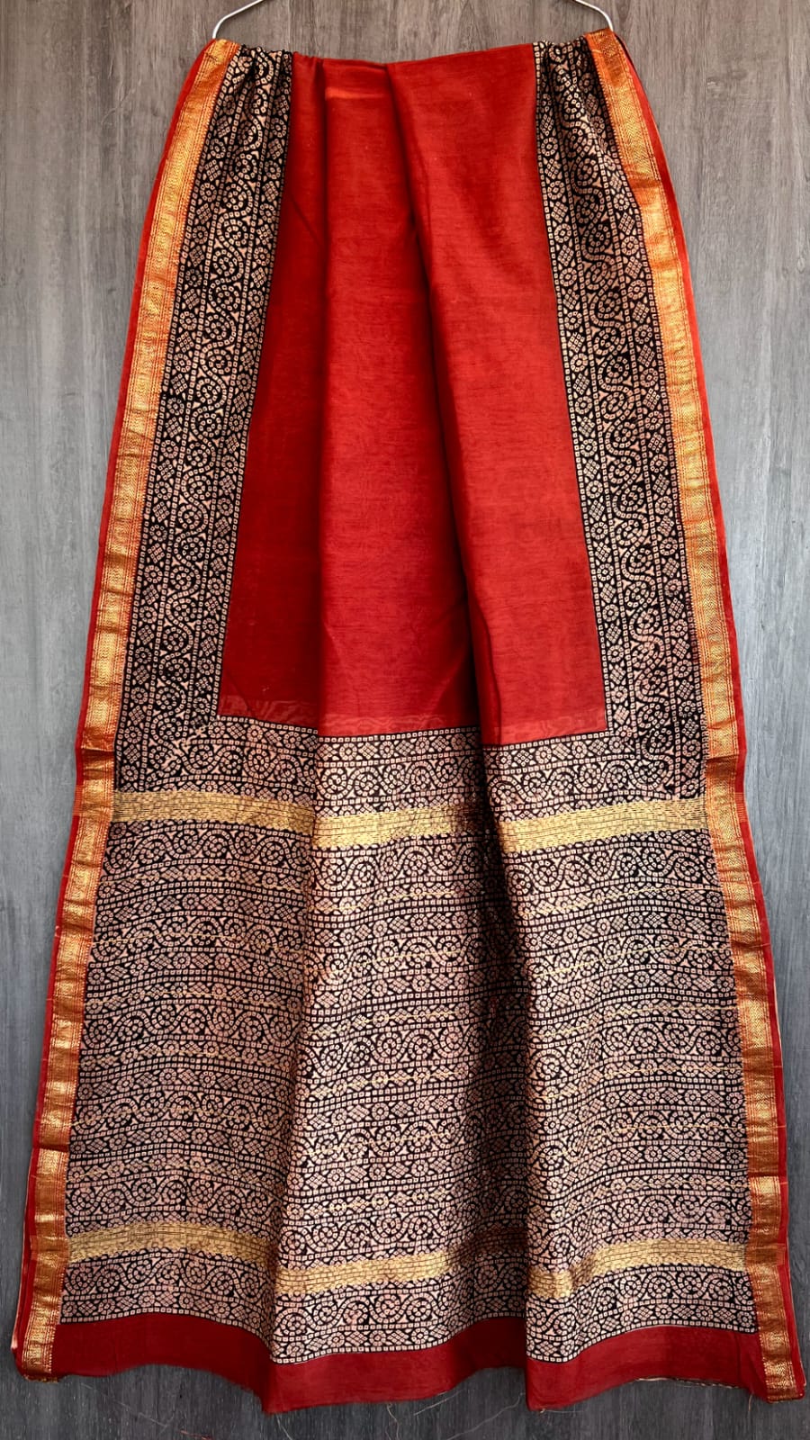 Premium Maheshwari Silk Saree (SWSRMAH13)