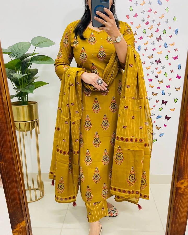🌹🌹Pure fine Cotton fabric Embroidery Work Kurti with Pant with cotton 100-100 Dupatta🌹🌹