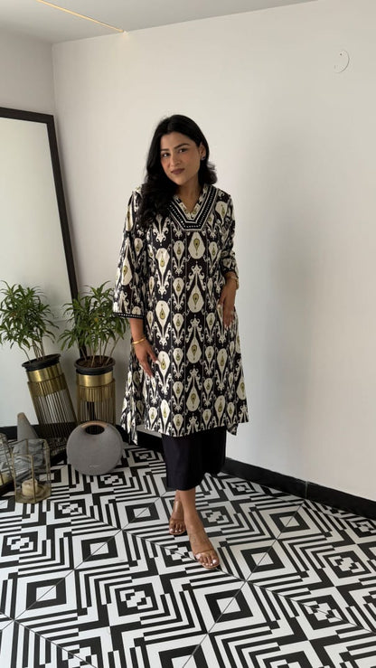 👗Perfect for elegant everyday wear or effortless festive(WACD78)