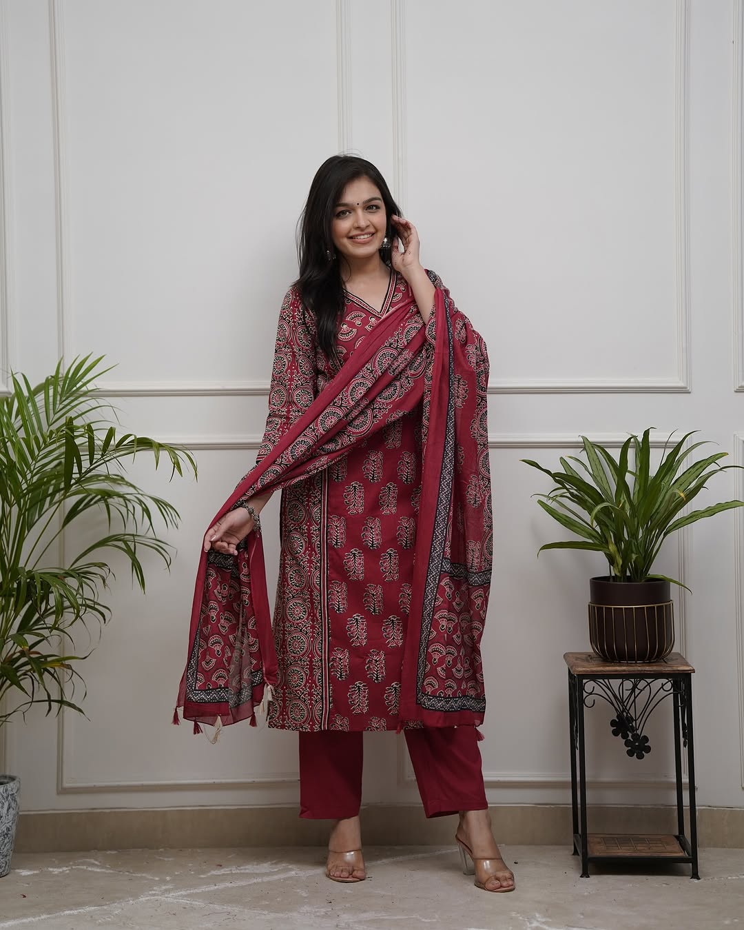 Presenting Beautiful Heavy quality cotton Fabric designer festive wear frock style kurti with pattern pant  (SW0001)