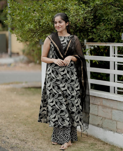 PURE COTTON PRINT A LINE KURTI WITH BOTH SIDES POCKETS SLEEVES (WARED450)