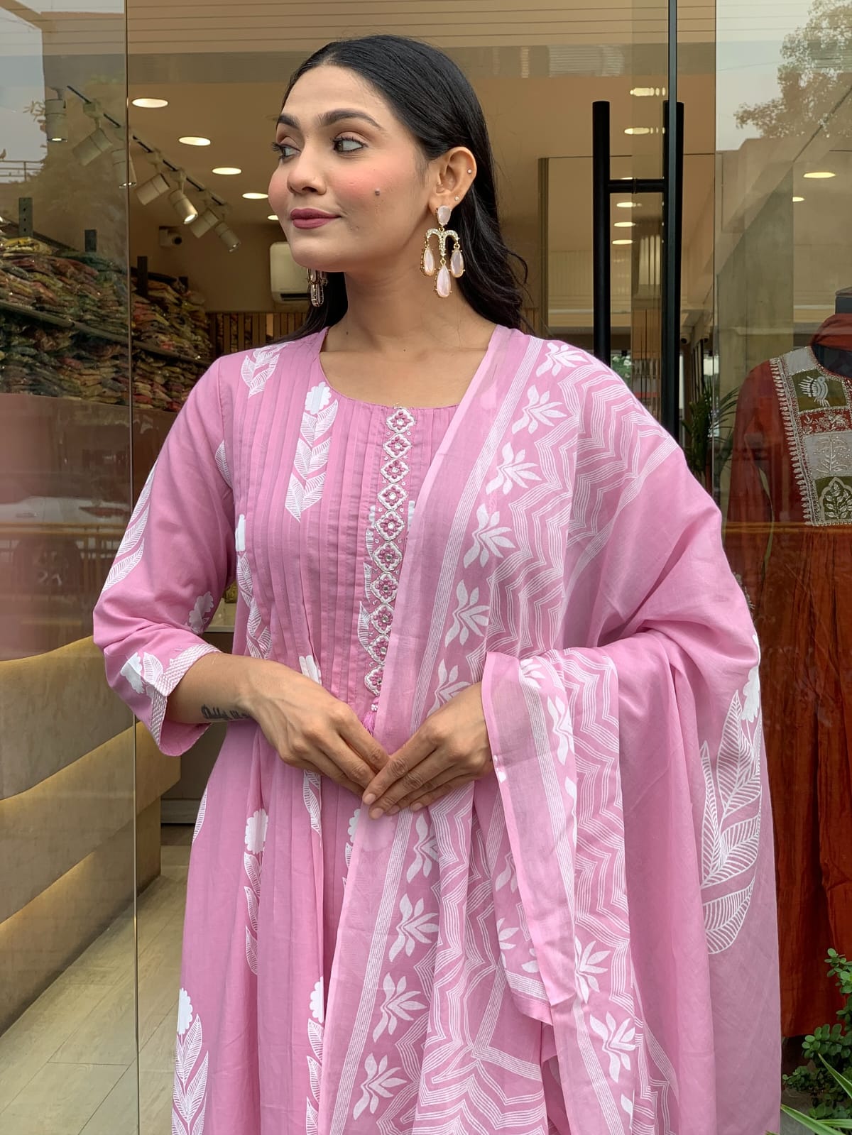 🌹🌹Pure fine Cotton fabric  Kurti with Pant with cotton 100-100 Dupatta🌹🌹 (SWRED607)